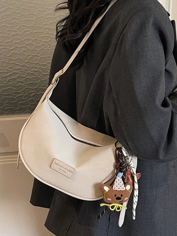 Sac Hobo Demi-lune en Cuir PU pour Femme Simple Décontracté Navette Sac à Épaule Avec Bandoulière Réglable Pendentif Ours