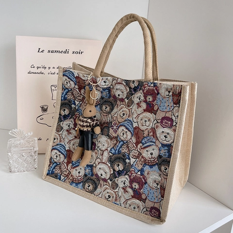Dames Grote Capaciteit Katoen Linnen Tote Bag Vintage Jacquard Beer Patroon Casual Schoudertas Met Schattige Pluche Hanger Mode Handtas