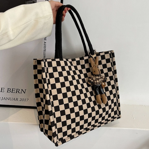 Bolso Tote de Lona con Estampado de Tablero de Ajedrez de Gran Capacidad Para Mujer Con Lindo Colgante de Conejo