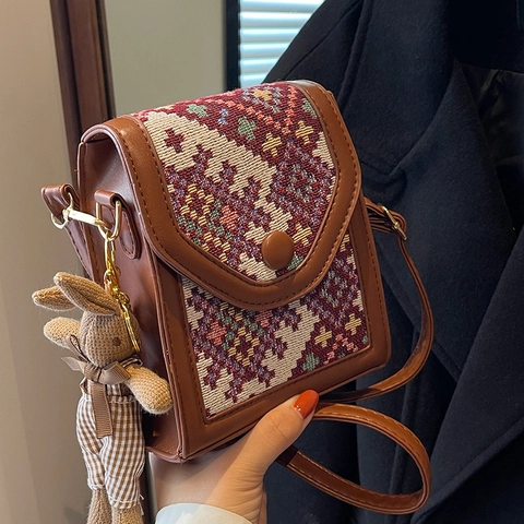 Vintage Etnische Geweven Crossbodytas Voor Dames PU-Leer Patchwork Kleine Vierkante Telefoontas Met Schattige Konijnenhanger