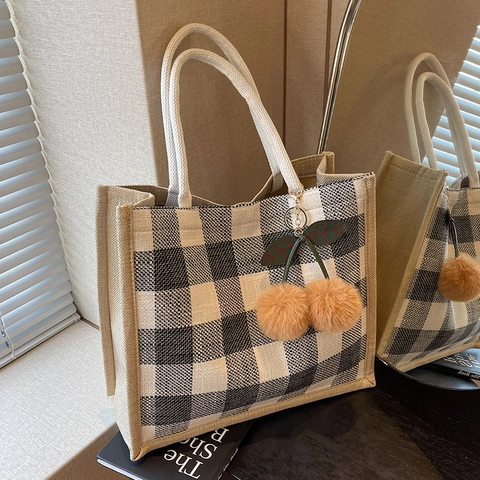 Borsa Tote da Donna a Grande Capacità in Cotone e Lino a Scacchiera Borsa a Tracolla a Quadretti Con Ciondolo a Ciliegia per Pendolarismo