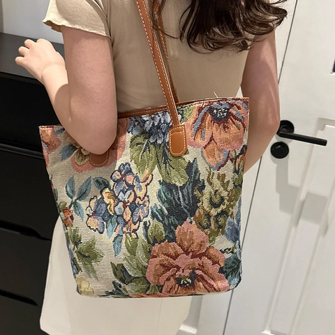 Women Vintage Floral Jacquard Canvas Tote Bag Large Capacity Commuter Shoulder Bag With Leather Straps Retro Style