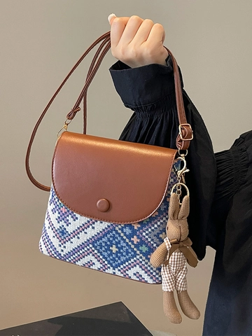 Borsa a Tracolla Vintage Donna Borsa per Cellulare in Pelle PU Intrecciata Motivo Geometrico Piccola Borsa a Secchiello Con Ciondolo Coniglio