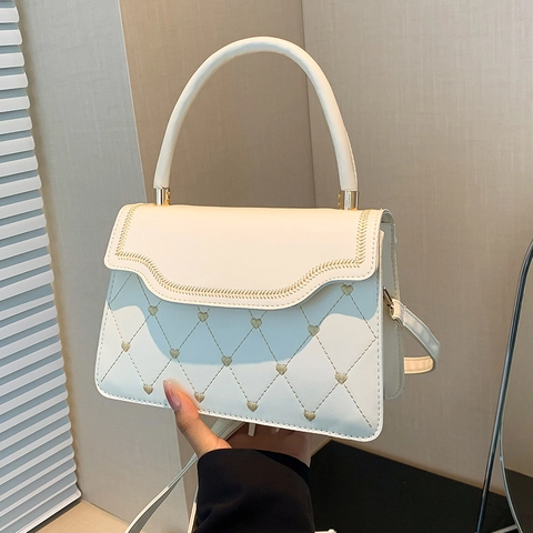 Borsa a Spalla da Donna alla Moda in Pelle PU Ricamo a Cuore e Rombo Patta Borsa a Tracolla Bordo Ondulato Borsa a Mano con Tracolla Regolabile