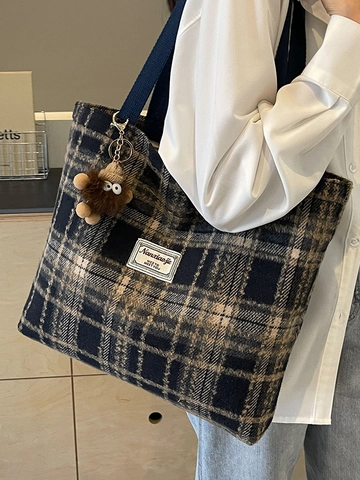 Borsa Tote da Donna a Quadri in Panno di Lana Grande Capacità Pendolare Borsa a Spalla Retro Autunno Inverno Con Ciondolo Peluche