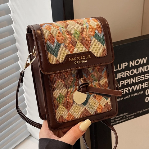 Women Retro Geometric Woven Crossbody Phone Bag PU Leather Spliced Shoulder Purse With Metal Pendant Daily Fashion Small Square Bag