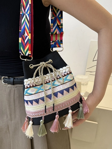 Borsa a Secchiello in Tela Etnica Boemia per Donna Ricamo Fatto a Mano Nappina Tracolla Larga Intrecciata con Coulisse