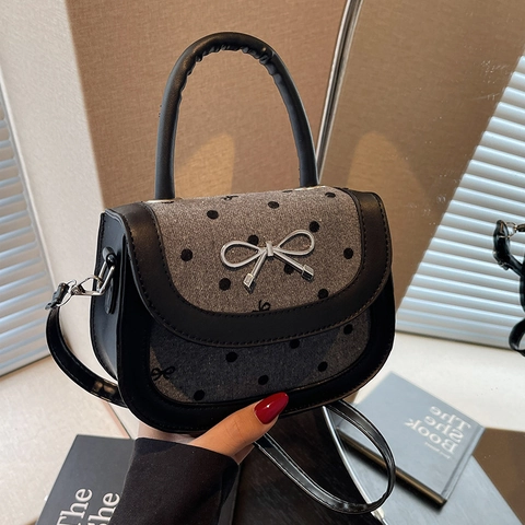 Mode Dames PU Lederen Zadeltas Zoete Strik Gesp Kleine Schoudertas Casual Polka Dot Hart Patroon Handtas
