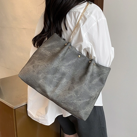 European American Retro Soft PU Leather Tote Bag Large Capacity Solid Color Shoulder Bag With Metal Chain Strap For Women