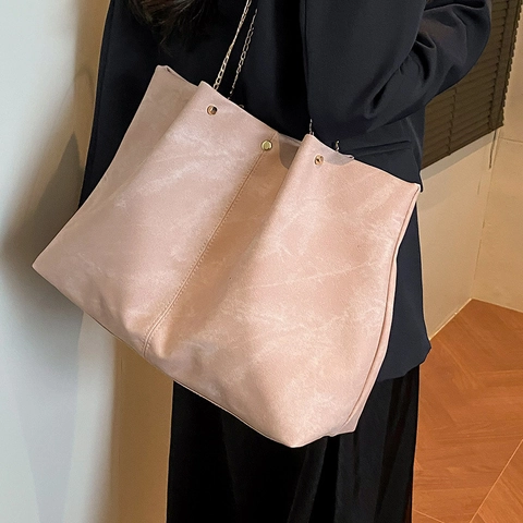 European American Retro Soft PU Leather Tote Bag Large Capacity Solid Color Shoulder Bag With Metal Chain Strap For Women