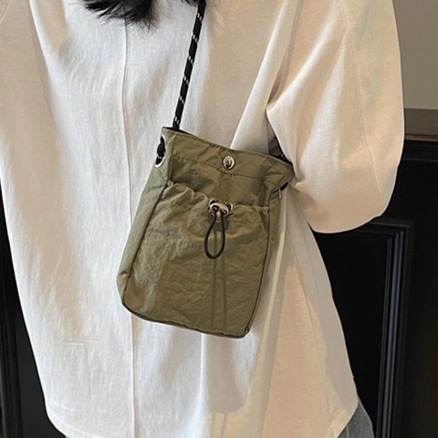 Mini Borsa a Tracolla in Tela da Donna Piccola Borsa per Cellulare Casual Coulisse Secchiello Con Tracolla in Corda Intrecciata