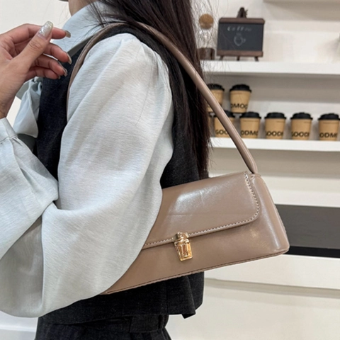 Women Retro PU Leather Baguette Bag With Golden Metal Lock Fashion Solid Color Underarm Shoulder Bag For Daily Commuting