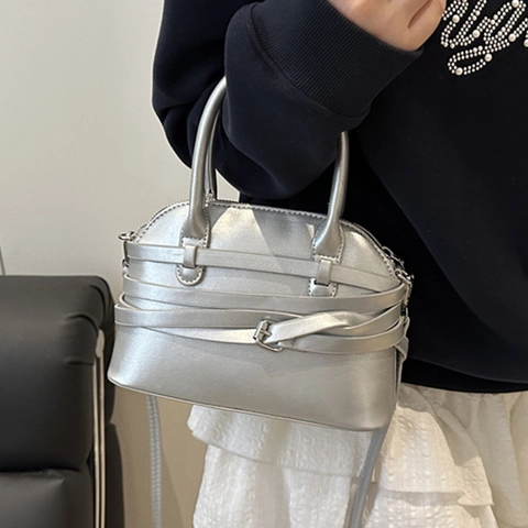 Γυναικεία Μικρή Τετράγωνη Τσάντα Crossbody 2025 Καλοκαιρινή Μοντέρνα Τσάντα Χειρός Απλή Αισθητική Τσάντα PU