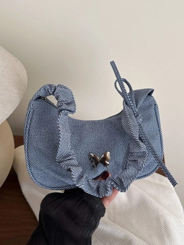 Sac à Épaule en Toile pour Femmes Sac Sous le Bras Vintage avec Bandoulière Froncée Décor Papillon en Métal Sac Hobo Quotidien