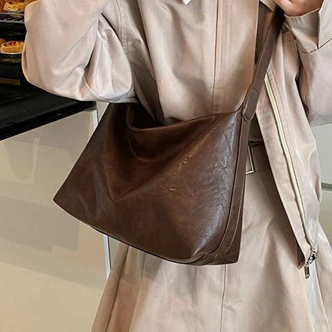 Vintage PU Leather Large Capacity Hobo Shoulder Bag For Women Retro Casual Stylish Commuter Handbag Solid Color Purse