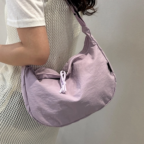 Women Casual Nylon Dumpling Hobo Bag Lightweight Solid Color Shoulder Crossbody Bag Minimalist Fashion Travel Commuting Handbag