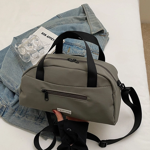 Minimalist Nylon Crossbody Bag For Women Solid Color Lightweight Shoulder Bag Adjustable Strap Versatile Tote Zipper Casual Handbag
