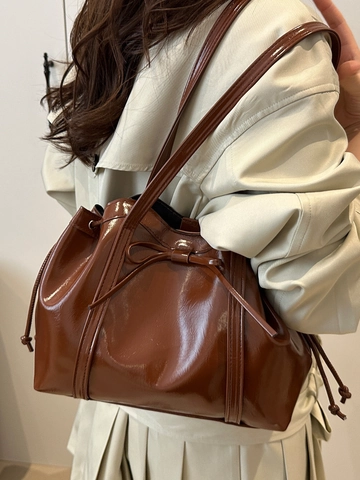 Borsa a Tracolla da Donna in Pelle PU Lucida Elegante Fiocco Coulisse Borsa Tote Versatile Borsa a Mano Pendolare Quotidiana