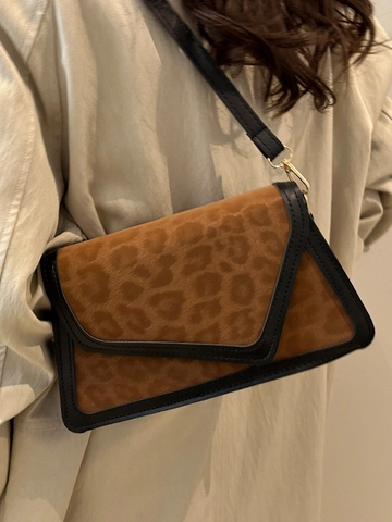 Borsa a Tracolla da Donna Vintage con Stampa Leopardata in Ecopelle PU Finiture a Contrasto Patta Geometrica Borsa a Tracolla Moda