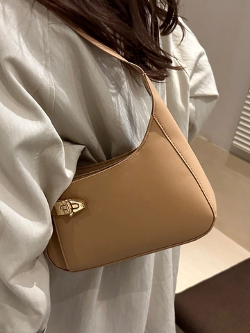 Minimalist PU Leather Underarm Shoulder Bag For Women Gold Buckle Solid Color Elegant Commuting Handbag Daily Hobo Bag