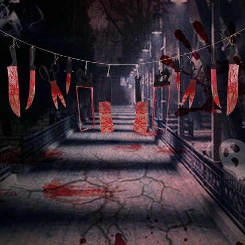Banner per Armi Insanguinate di Halloween Horror Coltello Realistico Sega Forbici Ghirlanda per Casa Infestata