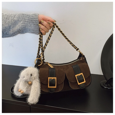 Bolso de Hombro Dumpling de Cuero PU Retro para Mujer Moda Patchwork Bolso Bandolera Con Colgante de Conejo de Peluche Bolso Casual