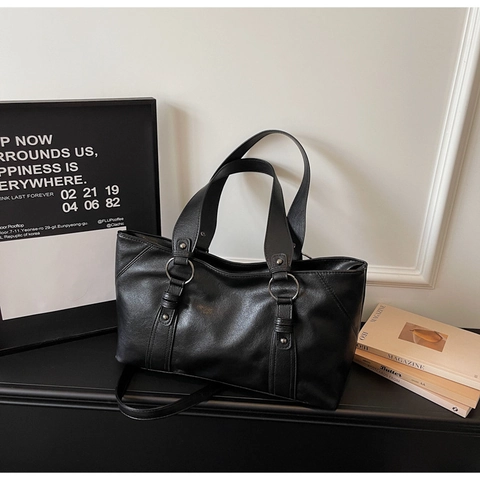 Bolso Tote de Cuero PU Suave Retro de Gran Capacidad para Mujer Vintage con Remaches Color Sólido Bolso de Hombro Versátil para el Viaje Diario Bolso de Mano de Viaje