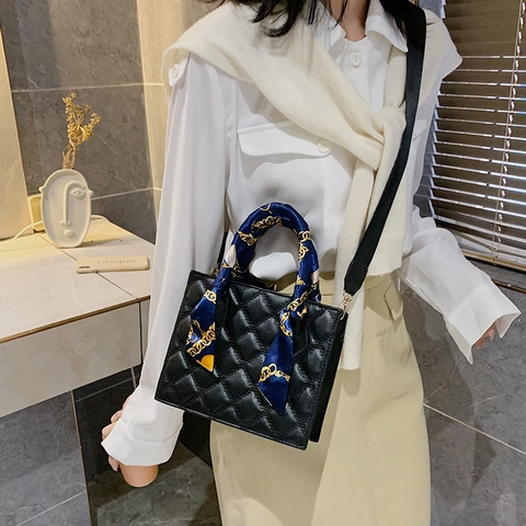 Borsa a Spalla da Donna in Pelle PU con Trapuntatura a Diamante Foulard di Seta Borsa a Tracolla Quadrata Retro Minimalista