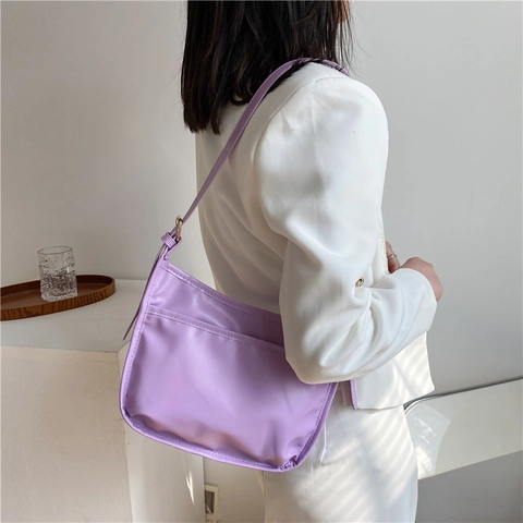 Bolso de Hombro Baguette Para Mujer de Cuero PU Color Sólido Con Correa Ajustable y Bolsillo Delantero Para Uso Diario