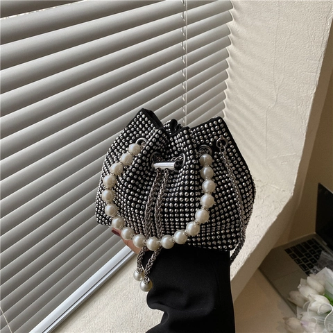 Borsa a Secchiello da Donna di Lusso con Strass e Manico in Perla Artificiale Borsa a Tracolla Lucida con Coulisse Catena Party