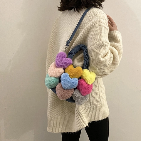 Borsa a Spalla da Donna in Denim con Cuori di Peluche Colorati Manico Increspato Piccola Borsa a Tracolla Cilindrica alla Moda Invernale