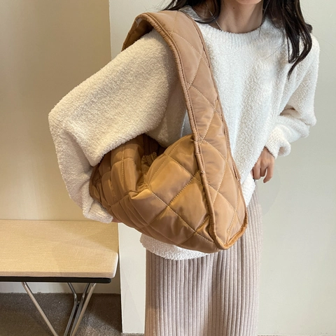 Borsa a Spalla Trapuntata di Grande Capacità per Donna Leggera a Losanghe Hobo Tote Bag Urban Casual Borsa a Mano Quotidiana