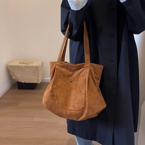 Borsa a Spalla in Velluto a Coste Donna Grande Capacità Retro Casual Borsa a Mano Con Tasca Frontale Bottone in Metallo Quotidiana