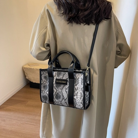 Damen Mode Schlangendruck PU Leder Tote Tasche Urban Minimalistisch Python Muster Schultertasche Mit Abnehmbarem Gurt Handtasche