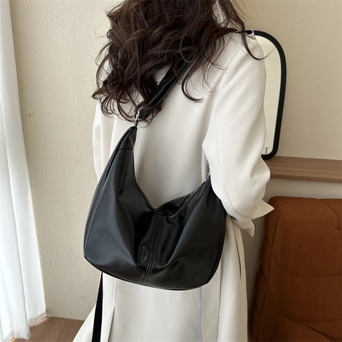 Sac à Épaule Hobo en Cuir PU Vintage pour Femmes Grande Capacité Sac Bandoulière Demi-Lune Minimaliste pour le Trajet Quotidien