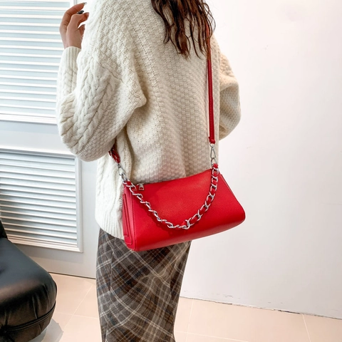 Women Urban Simple PU Leather Shoulder Bag Fashion Oval Crossbody Bag With Metal Chain Decorative Litchi Texture Purse