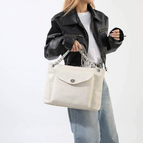 Bolso de Hombro de Cuero PU Arrugado para Mujer Gran Capacidad Bolso Cruzado Con Correa de Cadena Cierre Giratorio Hobo