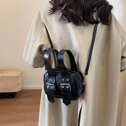 Damen Retro PU Leder Schultertasche Urban Minimalistisch Umhängetasche Mit Schnallenriemen Niche Design Kleine Handtasche