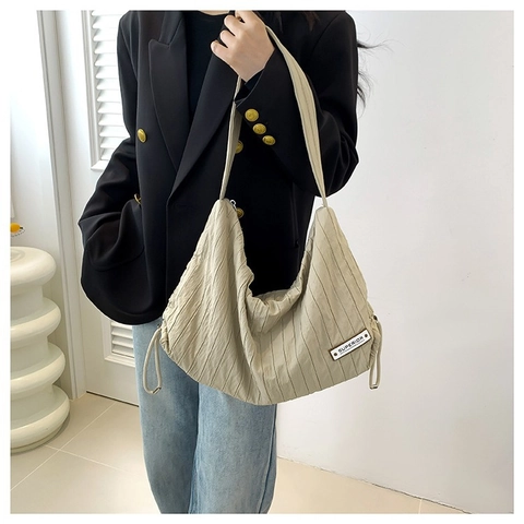 Pleated Hobo Shoulder Bag For Women Urban Simple Style Solid Color Fabric Large Capacity Commuter Tote With Drawstring