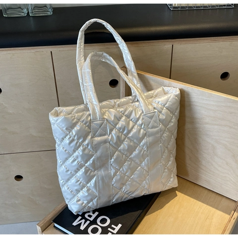 Gesteppte Puffer Tragetasche Nylon Rautenmuster Umhängetasche Große Kapazität Urban Minimalistisch Handtasche Damen Tasche