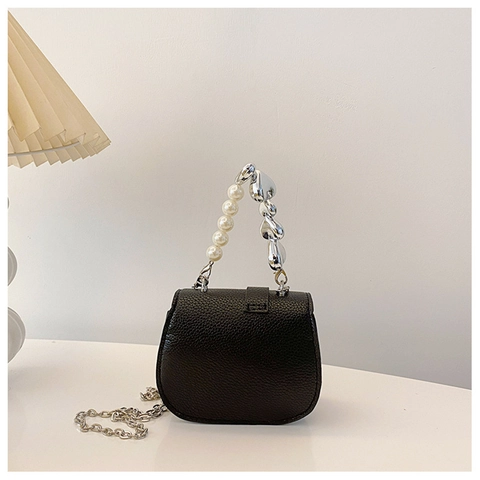 Damen Chic Mini Umhängetasche PU Leder Litschimuster Herzanhänger Künstliche Perle Griff Metallkette Crossbody Handtasche