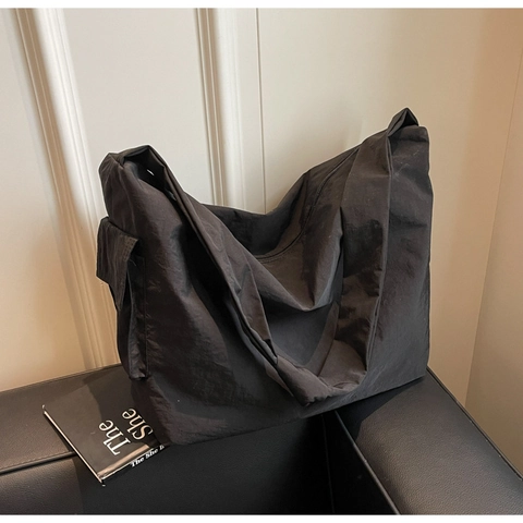 Bolso de Hombro de Tela de Gran Capacidad Minimalista para Mujer Bolso Tote Urbano Casual con Correa Ancha Bolso Hobo de Color Sólido