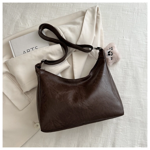 Women Fashion PU Leather Shoulder Bag Solid Color Hobo Bag Large Capacity Underarm Bag With Bear Plush Charm Daily Handbag
