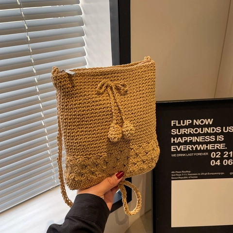 Women Fashion Woven Straw Crossbody Bag Urban Minimalist Hollow Out Knitted Small Square Bag With Bow For Vacation Beach Daily