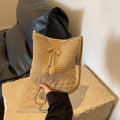Women Fashion Woven Straw Crossbody Bag Urban Minimalist Hollow Out Knitted Small Square Bag With Bow For Vacation Beach Daily