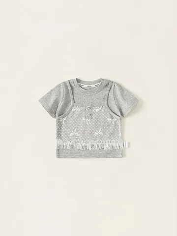 Camiseta de Niña Dulce Gris Vigoré Falso Dos Piezas Costura de Encaje Estampado de Lazo Manga Corta Algodón Top de Verano para Niños
