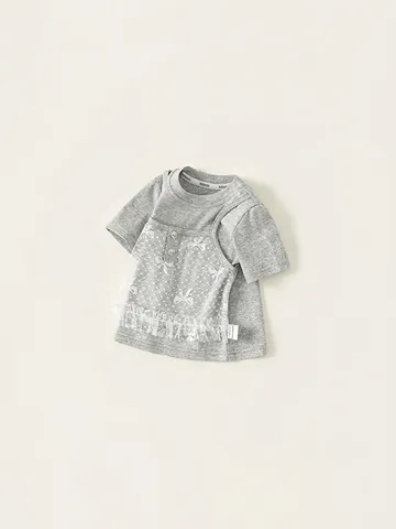 Camiseta de Niña Dulce Gris Vigoré Falso Dos Piezas Costura de Encaje Estampado de Lazo Manga Corta Algodón Top de Verano para Niños