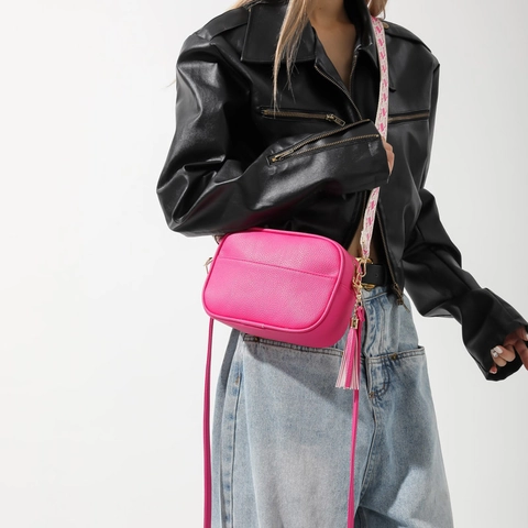 Women's Retro Lychee Pattern PU Leather Shoulder Bag With Wide Embroidered Strap Tassel Crossbody Small Square Camera Bag