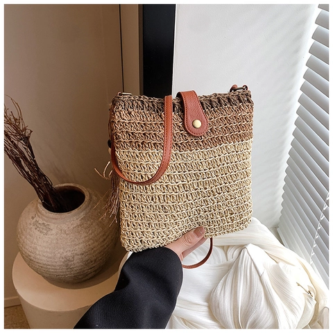 Sac Bandoulière en Paille Tissée pour Femme Dégradé Trois Couleurs Sac à Épaule Plage Été Avec Gland Sac Rétro Bohème
