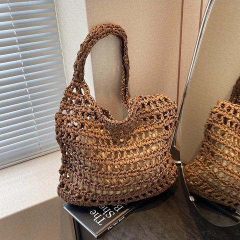 Minimalist Women Straw Shoulder Bag Hand Woven Hollow Out Tote Bag With Inner Lining For Beach Vacation Fashion Large Capacity Handbag